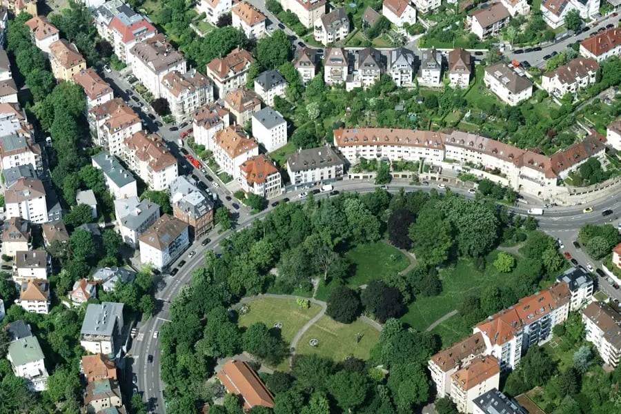 Schraeg-Bild2_Stuttgart_900x600-1